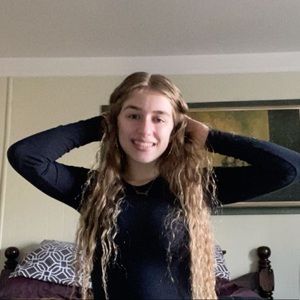 Meet your Posher, Leah